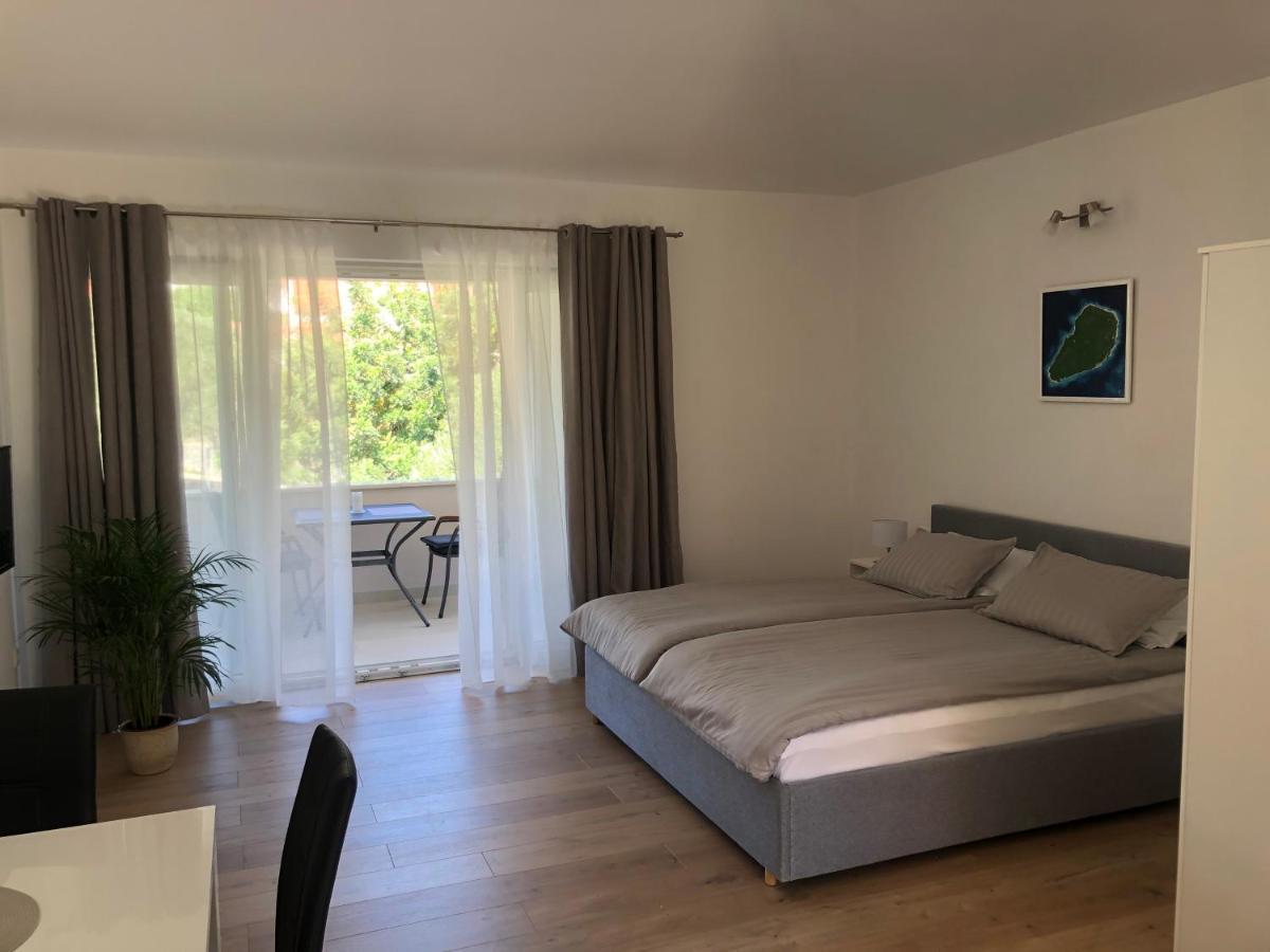 Korkyra Fit Suites -Free Gym Корчула Экстерьер фото